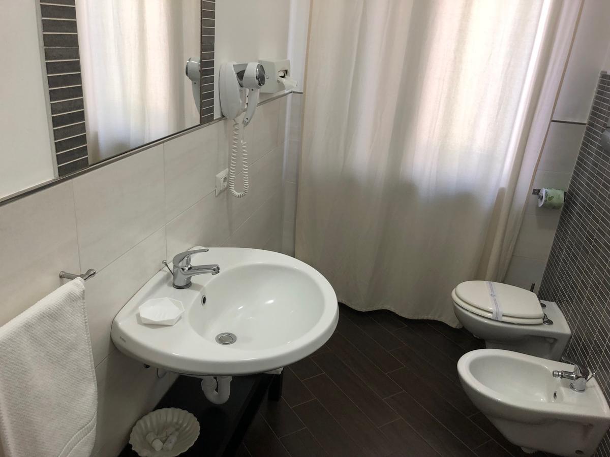 B&B Rosaly San Cataldo  Exteriör bild