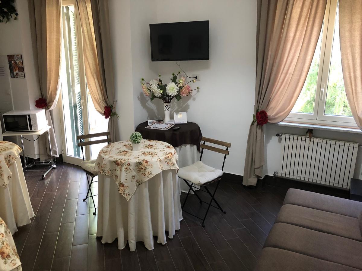 B&B Rosaly San Cataldo  Exteriör bild